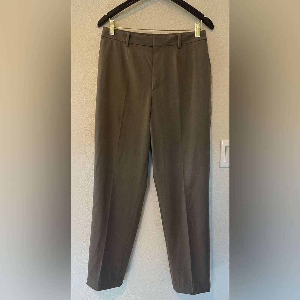 Uniqlo Women's Smart Ankle Trousers in Two Way Stretch - Picture 3 of 6